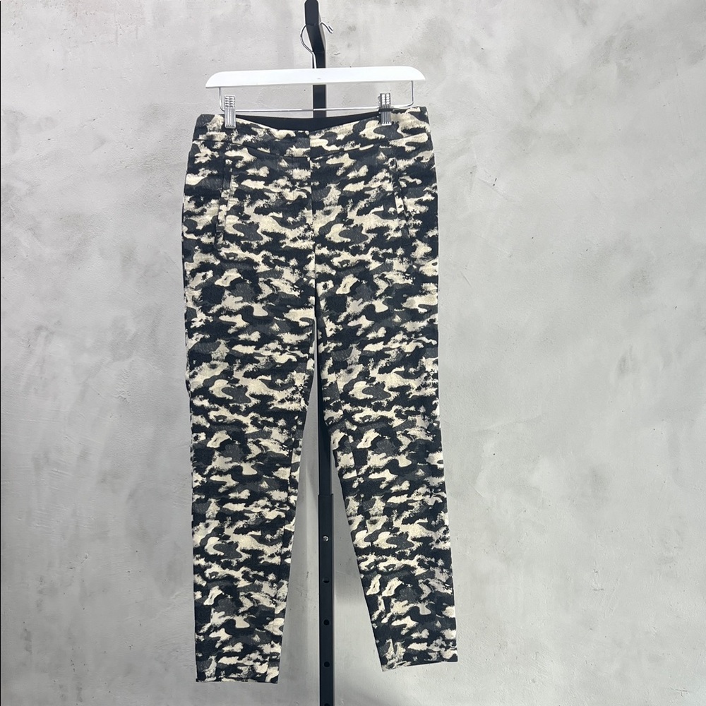 Stylish Camouflage Women's Pants